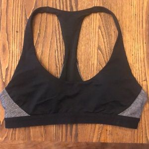lululemon sports bra size 6